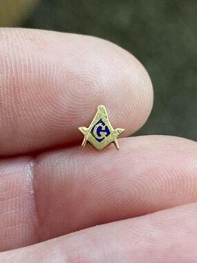 Vtg Miniature Masonic Gold Blue Enamel Lapel Pin Tie Tack